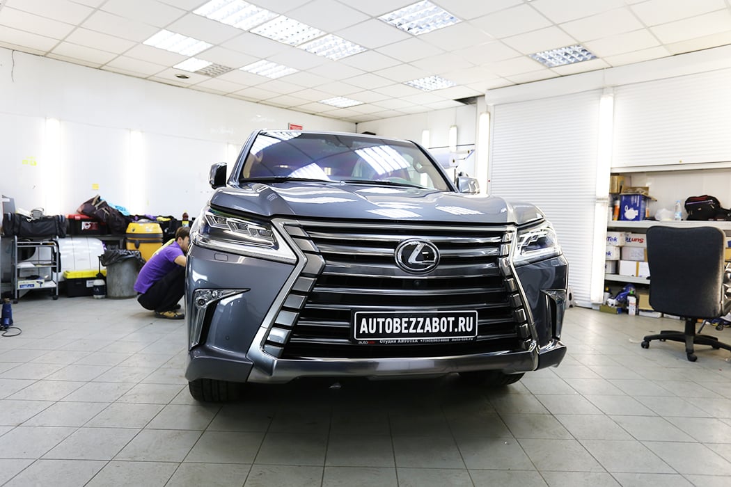 Антигравийная защита автомобиля Антигравийная защита автомобиля