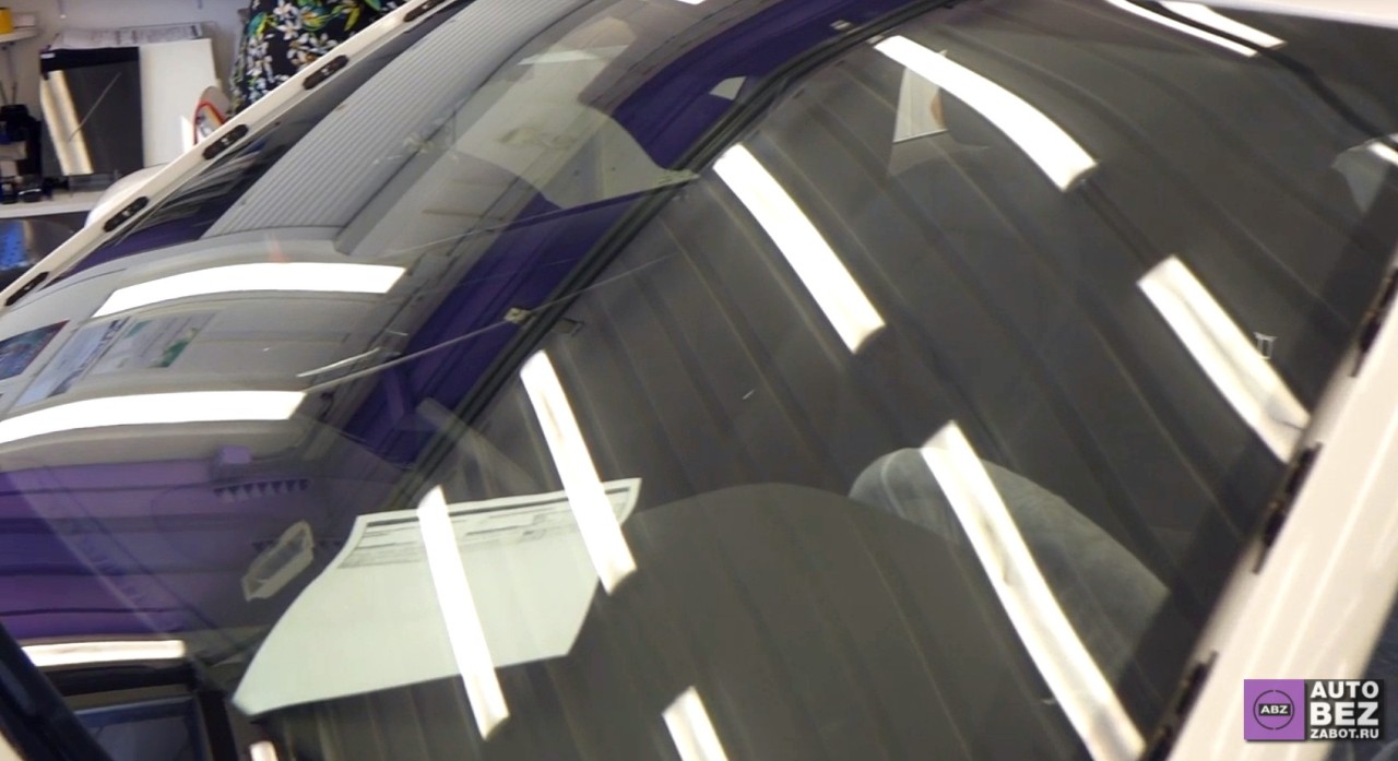Фото бронирования стекол автомобиля BMW 520d G30