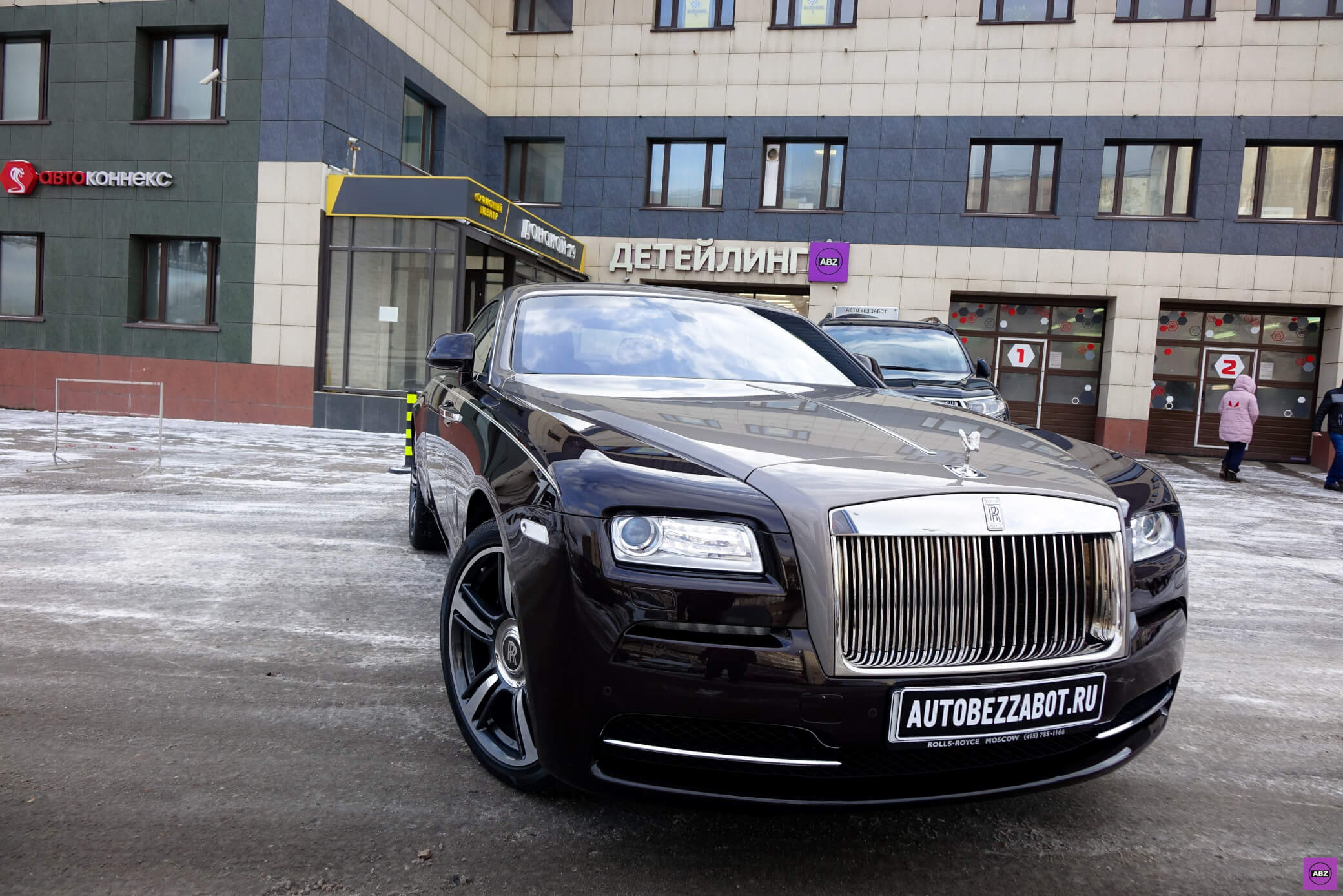 Фото бронирования стекол автомобиля Rolls-Royce Wraith