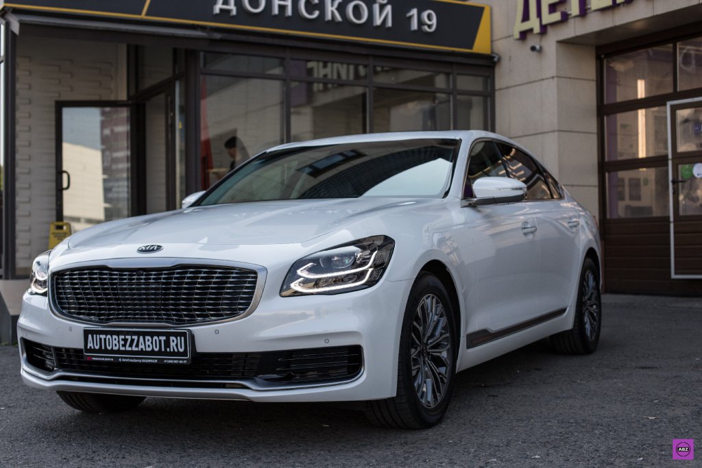 Kia k900 белая