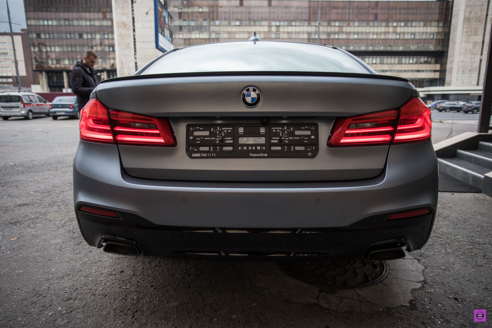 Фото Матовый полиуретан для глянцевого BMW 5 серии
