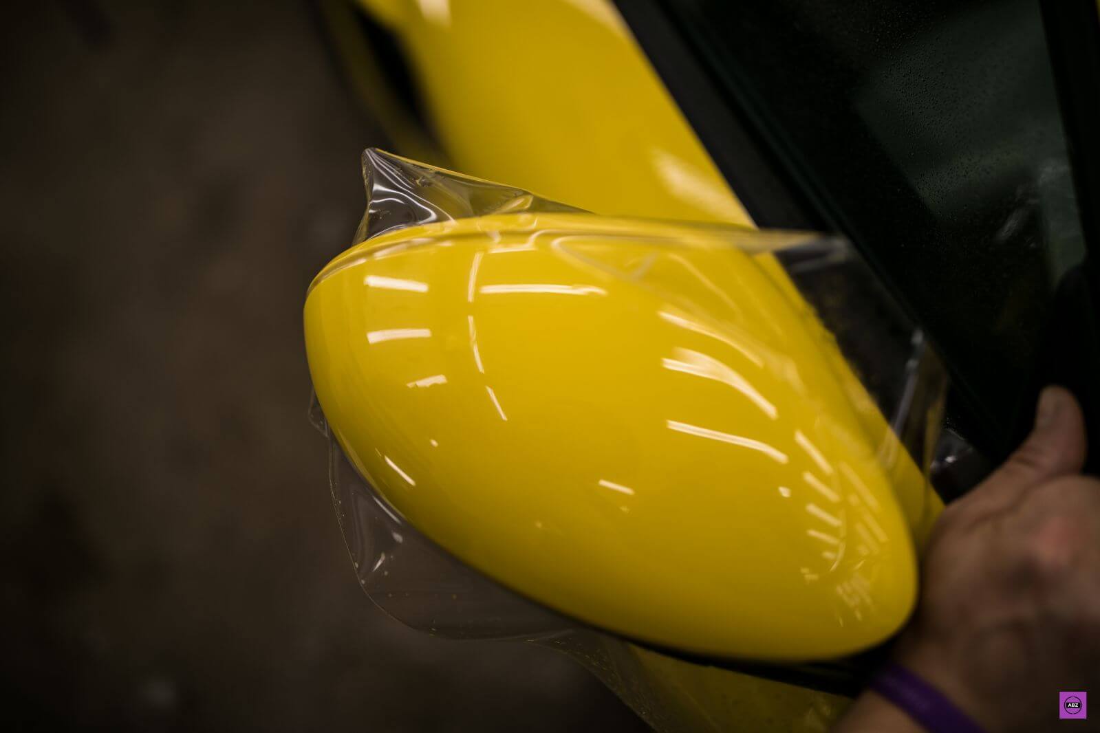 Фото Минимальная защита для желтого кабриолета Porsche 718 Boxster S