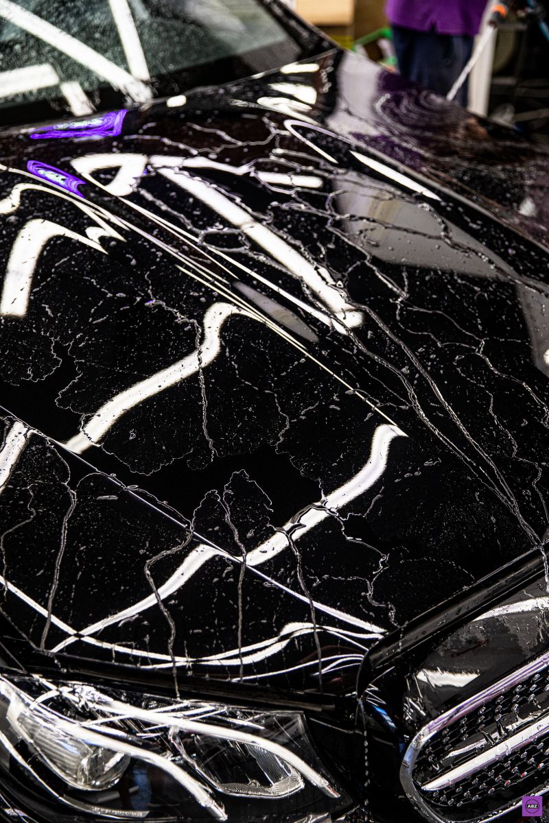 Фото Mercedes-Benz E300 Coupe был черный глянцевый, а стал матовым