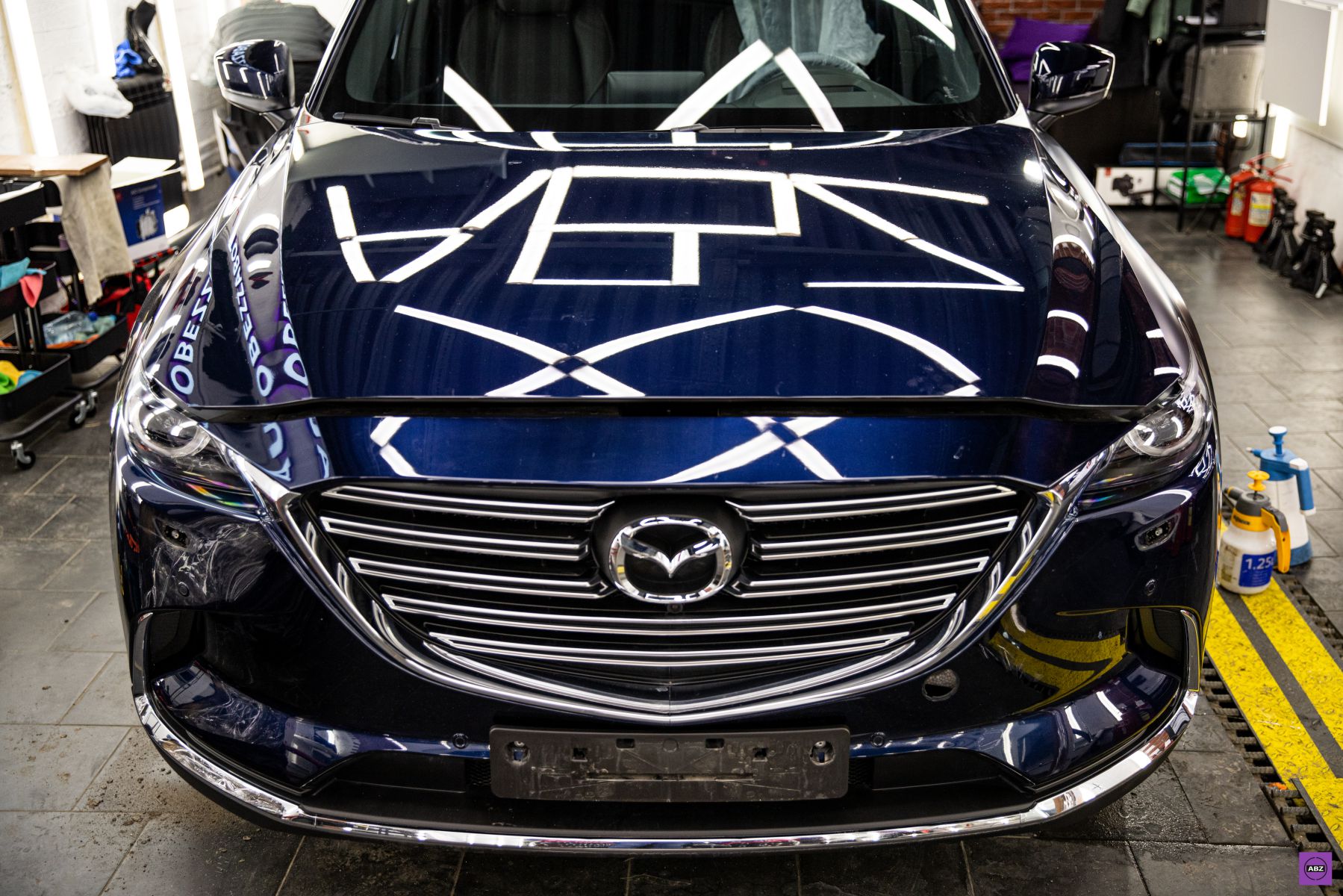 Фото Mazda CX-9 под защитой матового полиуретана