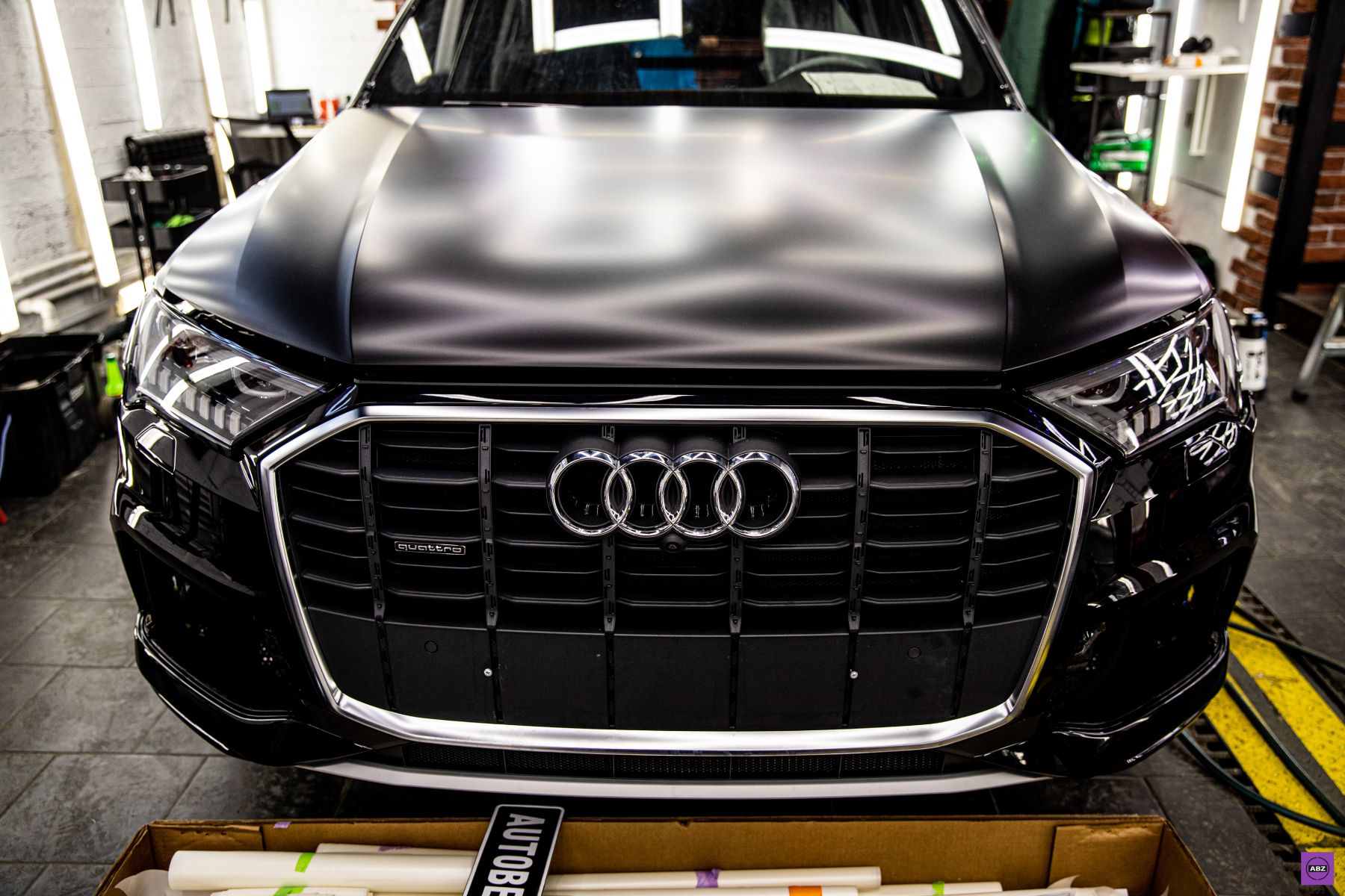 Фото Черный матовый Audi Q7 когда все правильно сделал