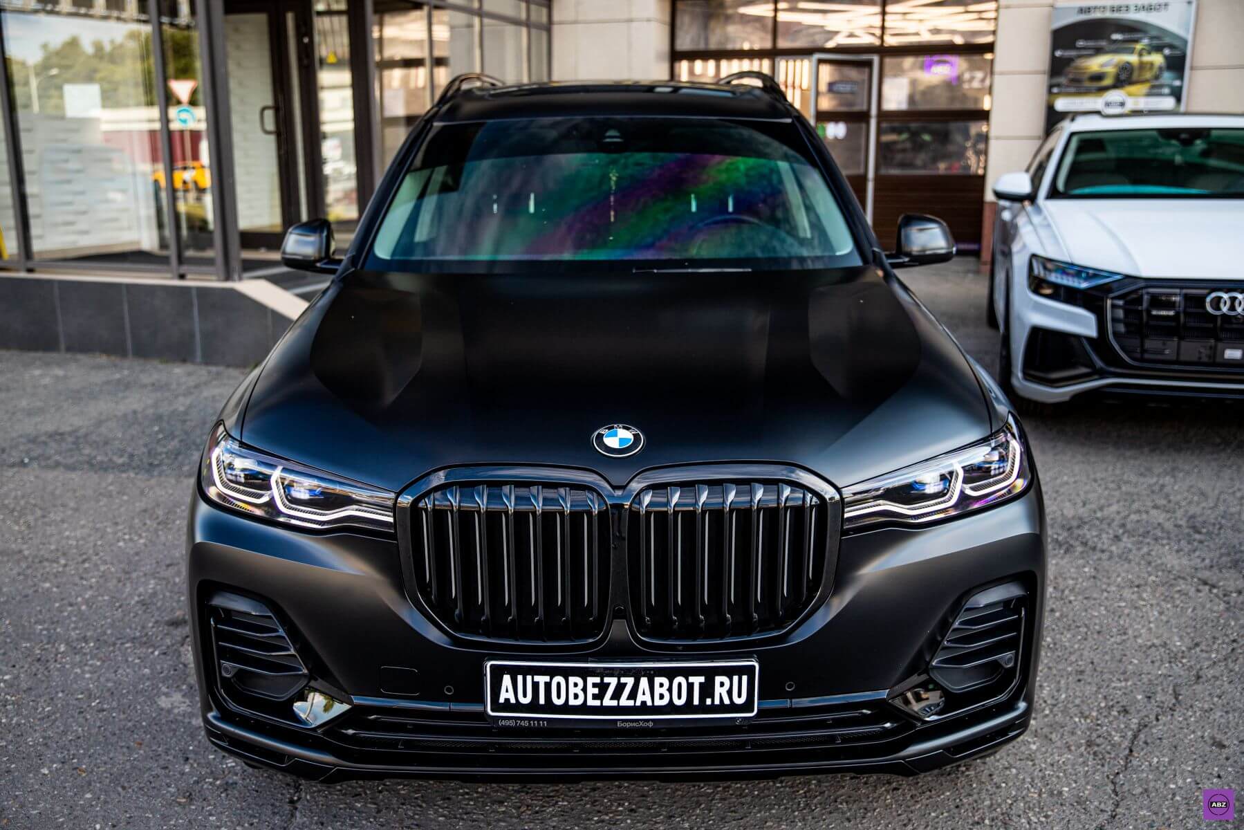 Фото Агрессивный комплект защиты для черной BMW X7