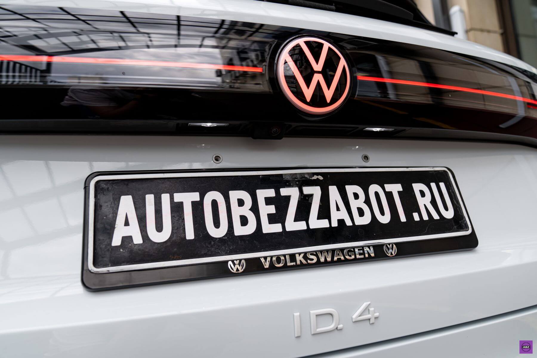 Фото Первый Volkswagen ID.4 защищен пленкой Llumar