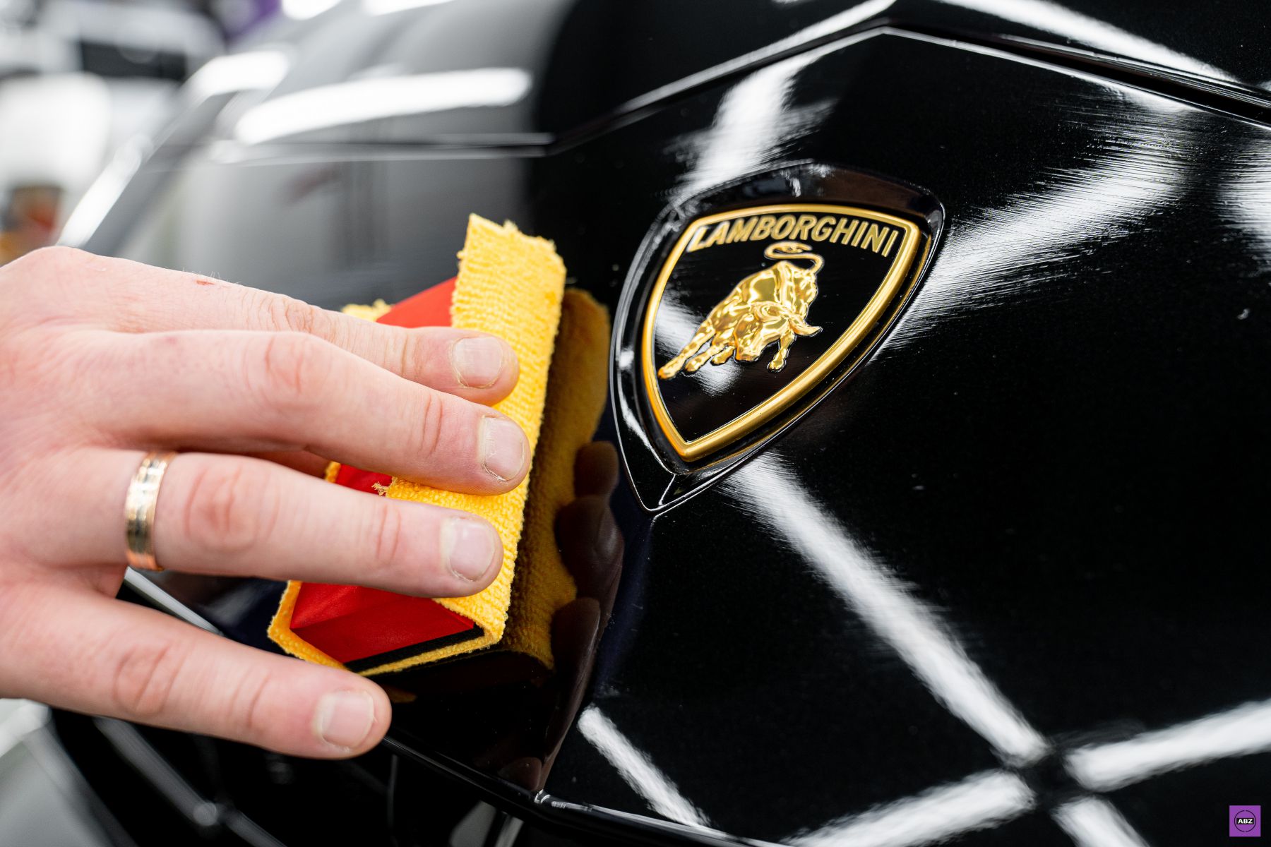 Фото Комбинированная защита Lamborghini Urus