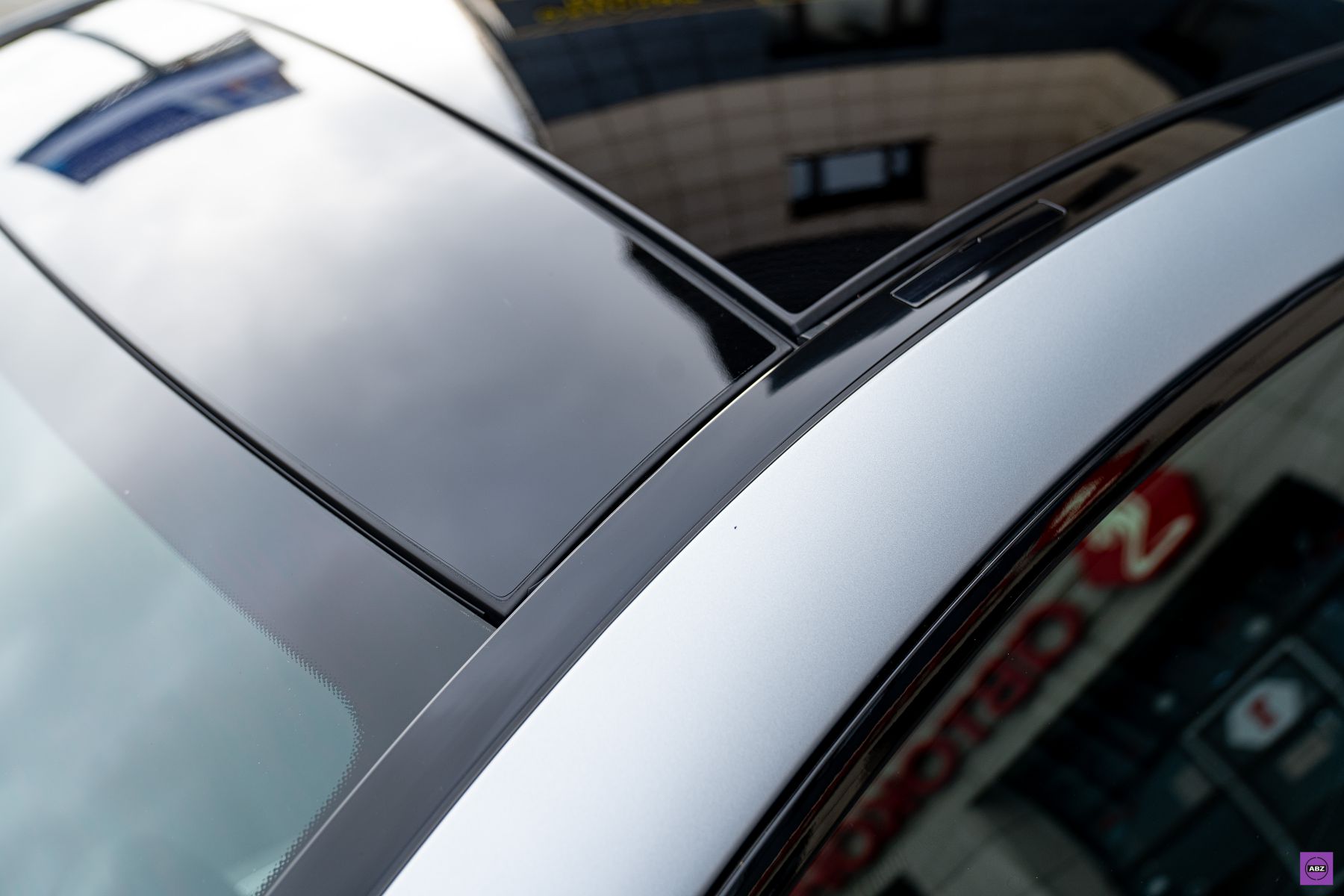 Фото Mercedes-Benz E350 Coupe, который защищают Llumar Platinum Matte и всеми ее друзьями