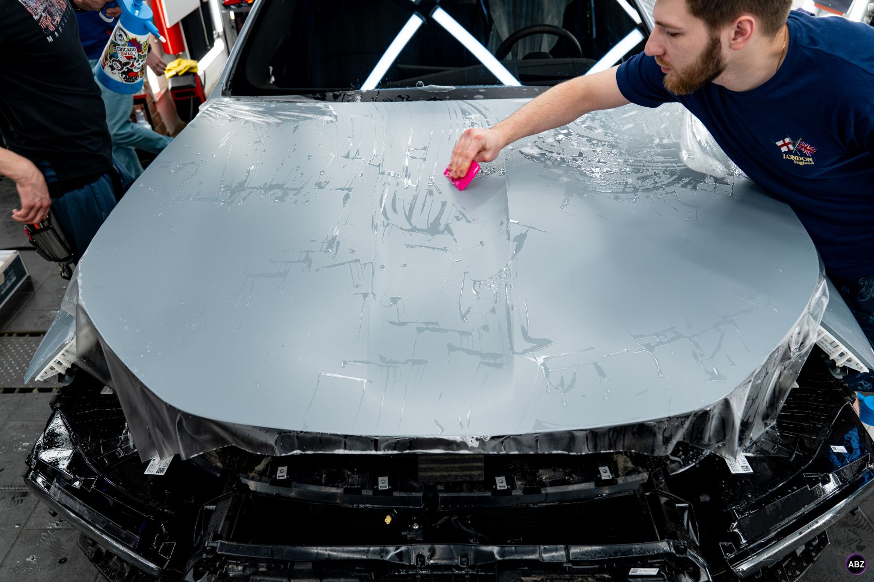 Фото Искусство детейлинга: трансформация BMW i7 в АвтоБезЗабот