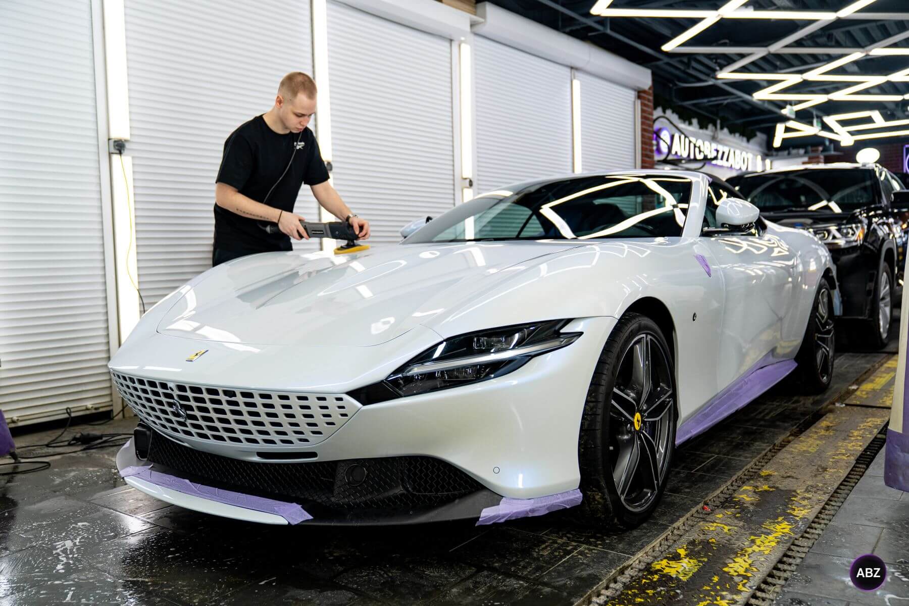 Детейлинг Ferrari Roma Spider — блеск снаружи, чистота внутри 4 Фото Детейлинг Ferrari Roma Spider — блеск снаружи, чистота внутри