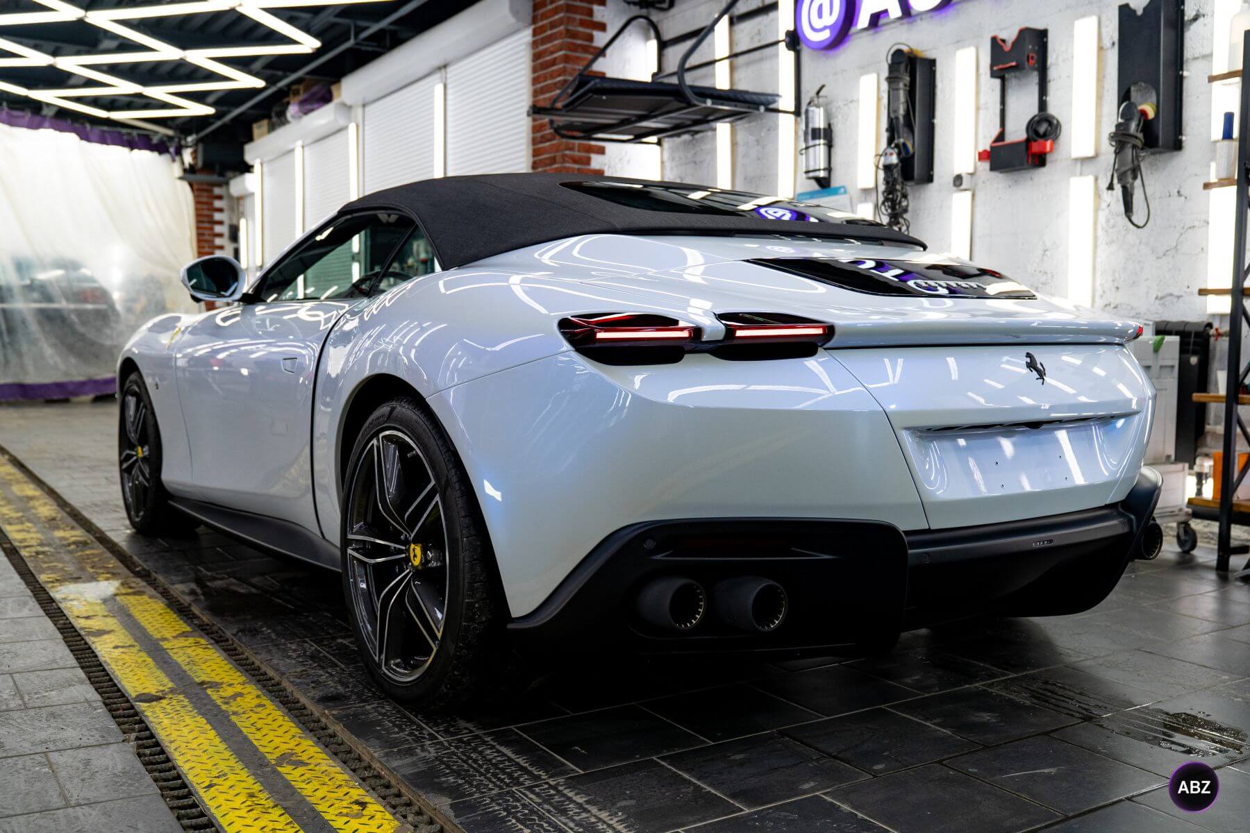 Детейлинг Ferrari Roma Spider — блеск снаружи, чистота внутри 16 Фото Детейлинг Ferrari Roma Spider — блеск снаружи, чистота внутри