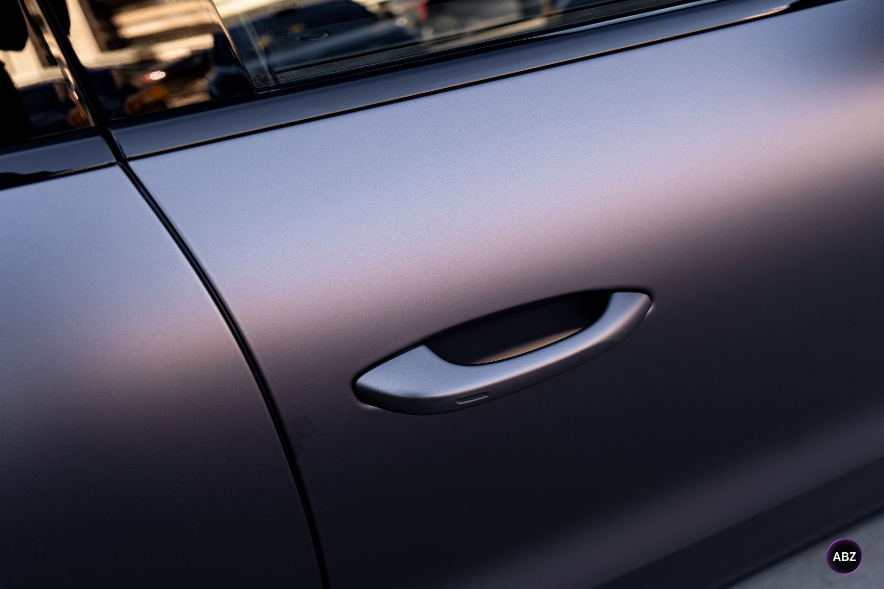 Porsche Cayenne в новом цвете: из бежевого в матовый Lead Ink Grey 11 Фото Porsche Cayenne в новом цвете: из бежевого в матовый Lead Ink Grey