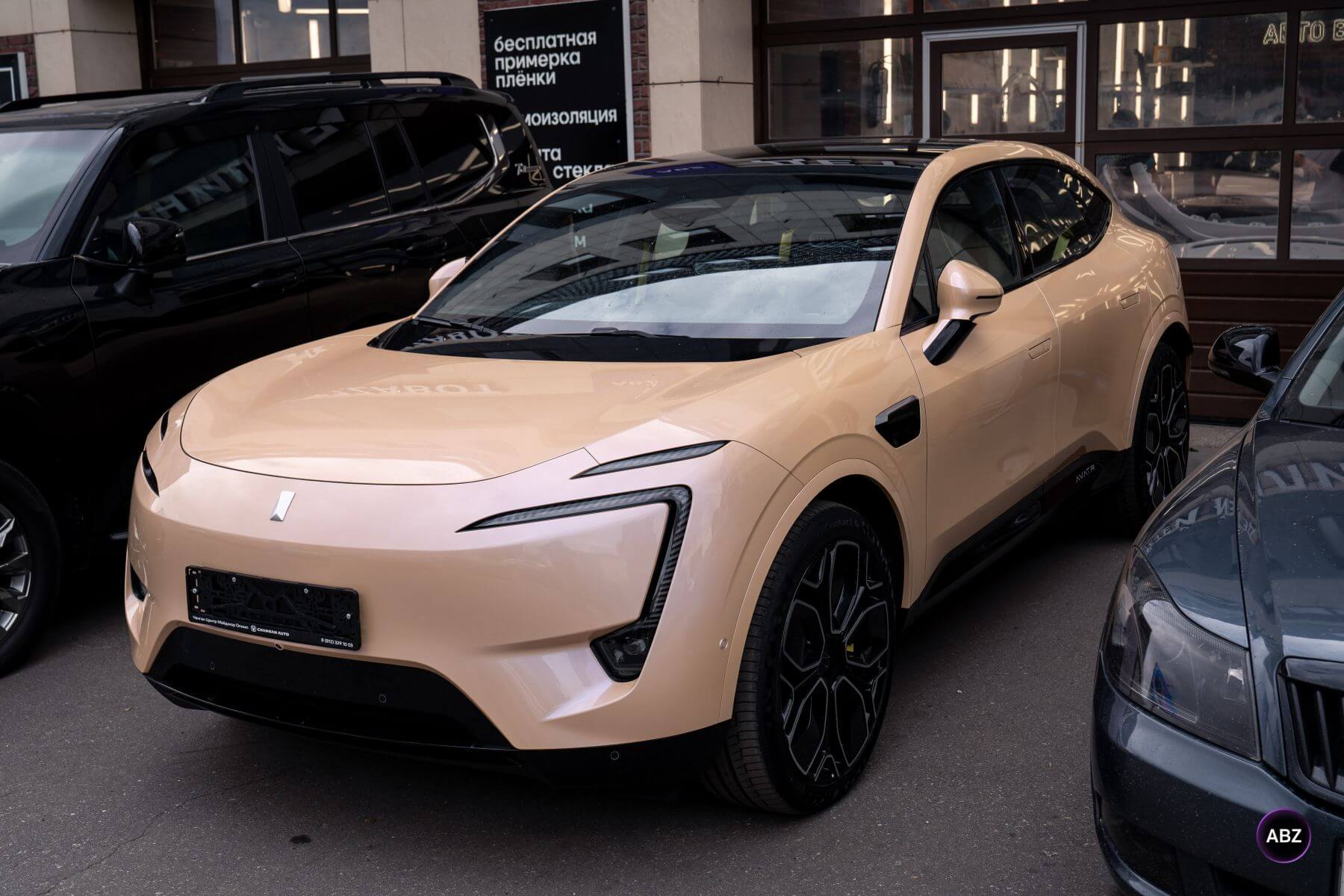 Смена цвета Avatr 11 без покраски — спокойный стиль и защита 74 Фото Смена цвета Avatr 11 без покраски — спокойный стиль и защита