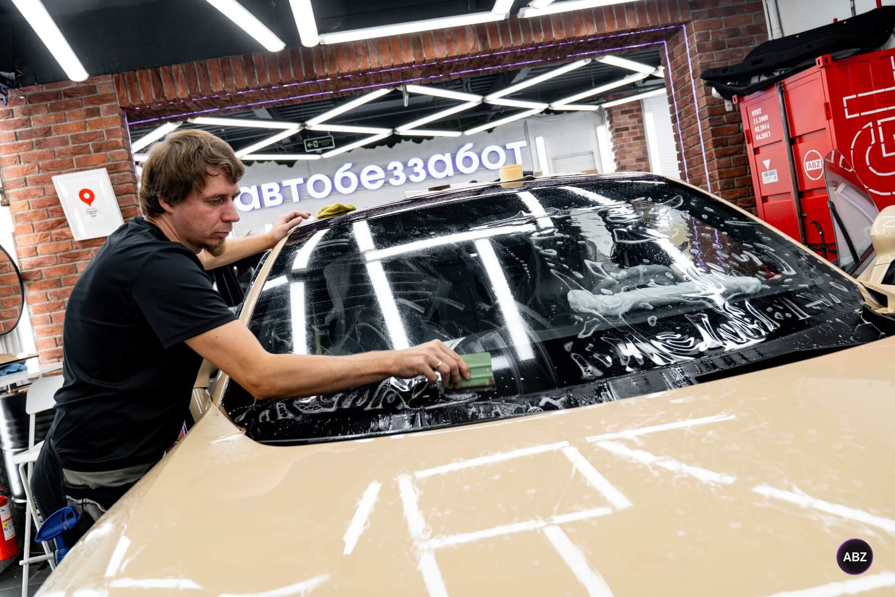 Смена цвета Avatr 11 без покраски — спокойный стиль и защита 81 Фото Смена цвета Avatr 11 без покраски — спокойный стиль и защита