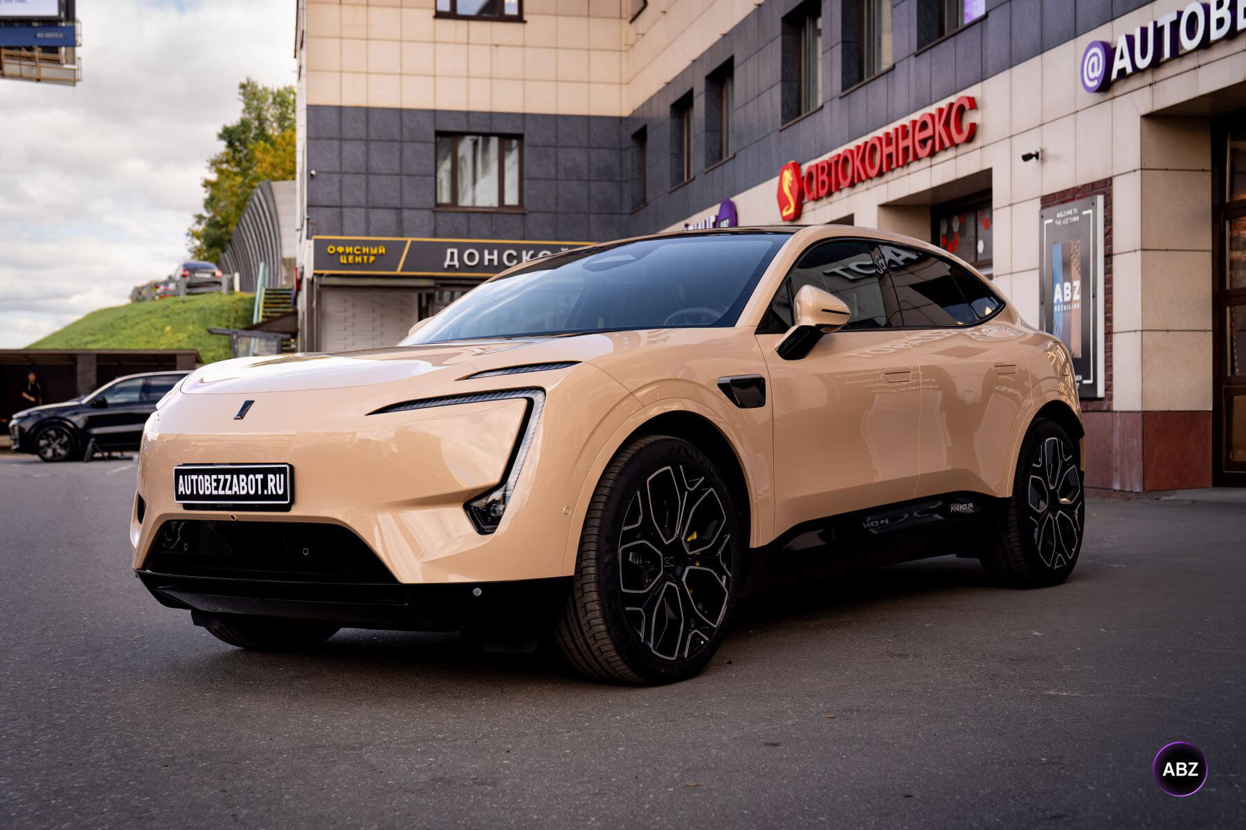 Смена цвета Avatr 11 без покраски — спокойный стиль и защита 96 Фото Смена цвета Avatr 11 без покраски — спокойный стиль и защита