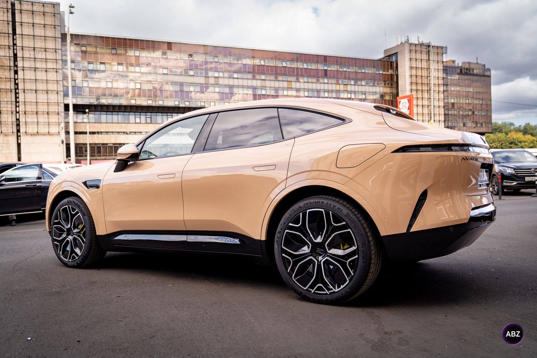 Смена цвета Avatr 11 без покраски — спокойный стиль и защита 95 Фото Смена цвета Avatr 11 без покраски — спокойный стиль и защита