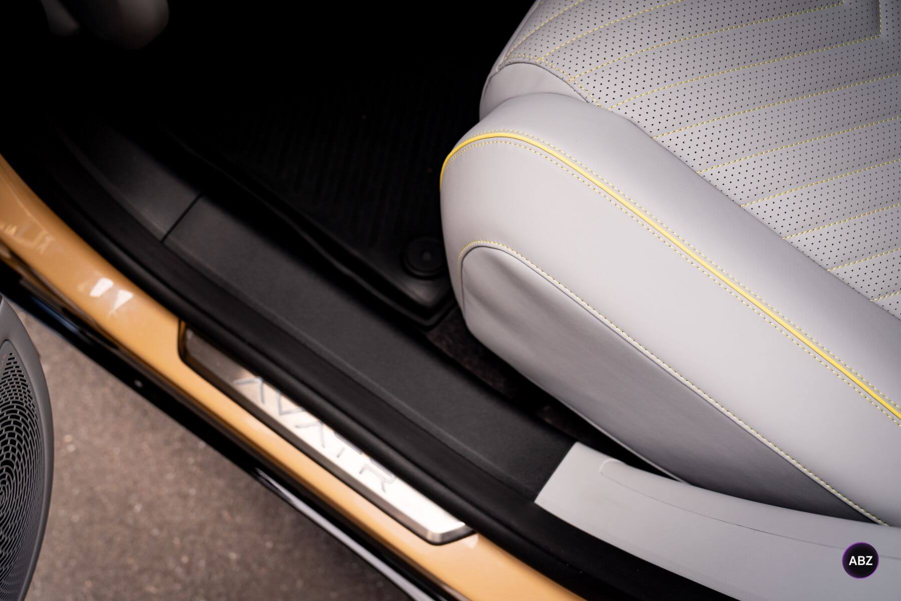 Смена цвета Avatr 11 без покраски — спокойный стиль и защита 89 Фото Смена цвета Avatr 11 без покраски — спокойный стиль и защита