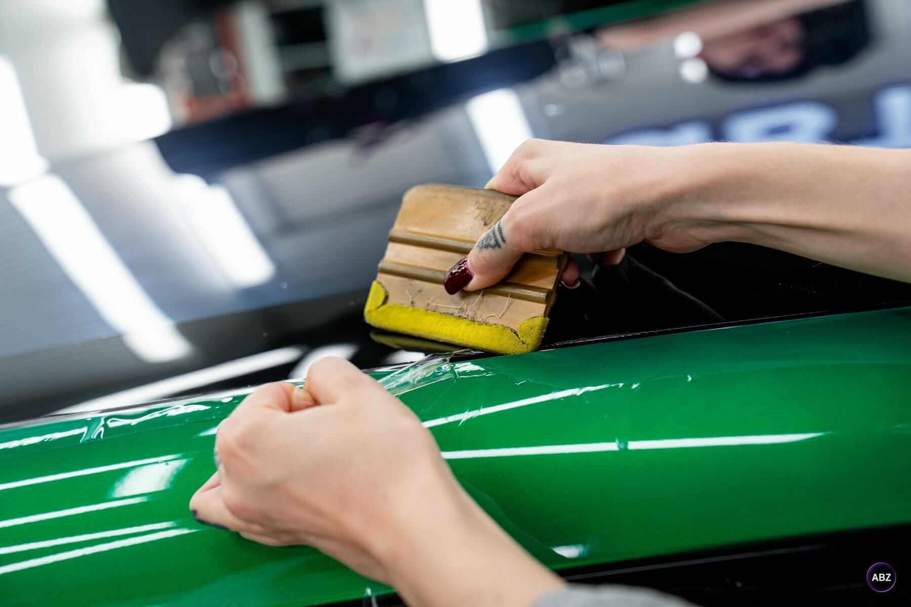 Как защитить зелёный Xiaomi YU7 от сколов и шума дороги 3 Фото Как защитить зелёный Xiaomi YU7 от сколов и шума дороги