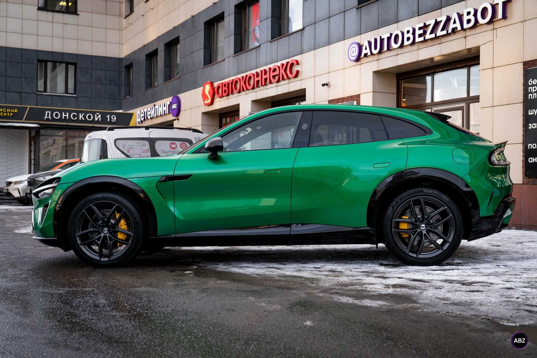 Как защитить зелёный Xiaomi YU7 от сколов и шума дороги 17 Фото Как защитить зелёный Xiaomi YU7 от сколов и шума дороги