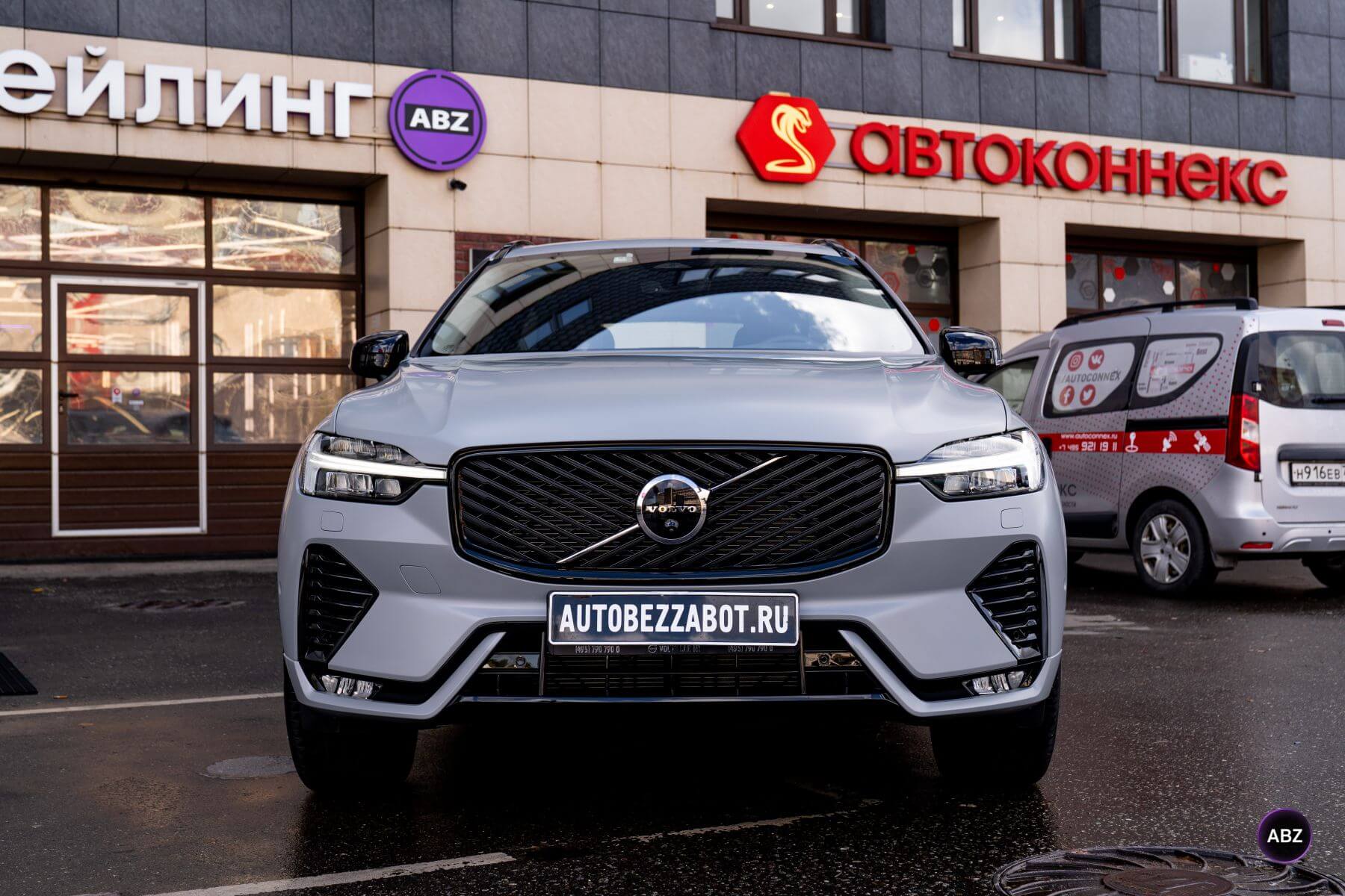 Матовый Volvo XC60 — защита кузова и комфорт без лишнего шума 13 Фото Матовый Volvo XC60 — защита кузова и комфорт без лишнего шума
