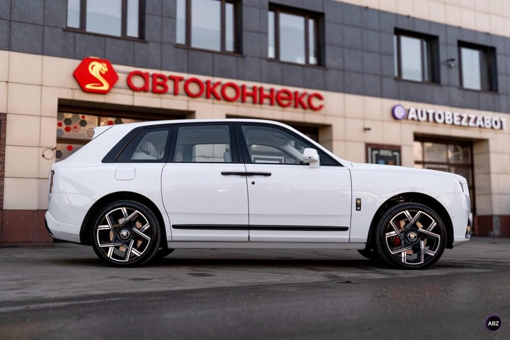 Сколько стоит оклейка авто плёнкой: из чего цена 5 сколько стоит оклейка авто плёнкой — Rolls-Royce Cullinan Белый