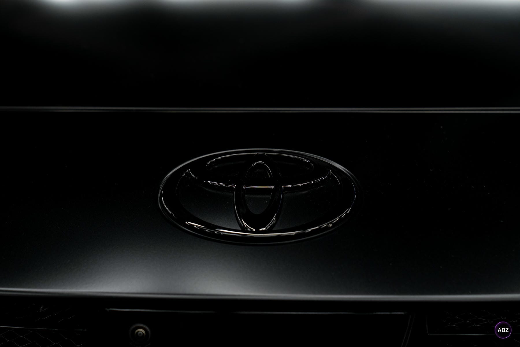 Как сделать обычную Toyota Camry стильной и защищенной 15 Фото Как сделать обычную Toyota Camry стильной и защищенной