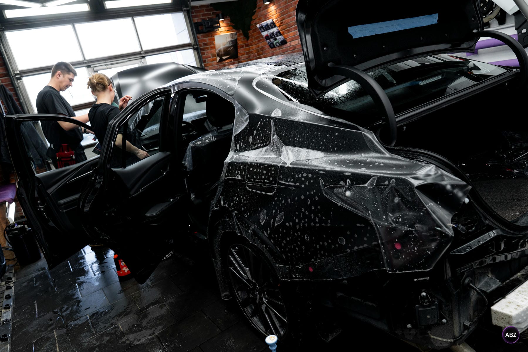 Как сделать обычную Toyota Camry стильной и защищенной 4 Фото Как сделать обычную Toyota Camry стильной и защищенной