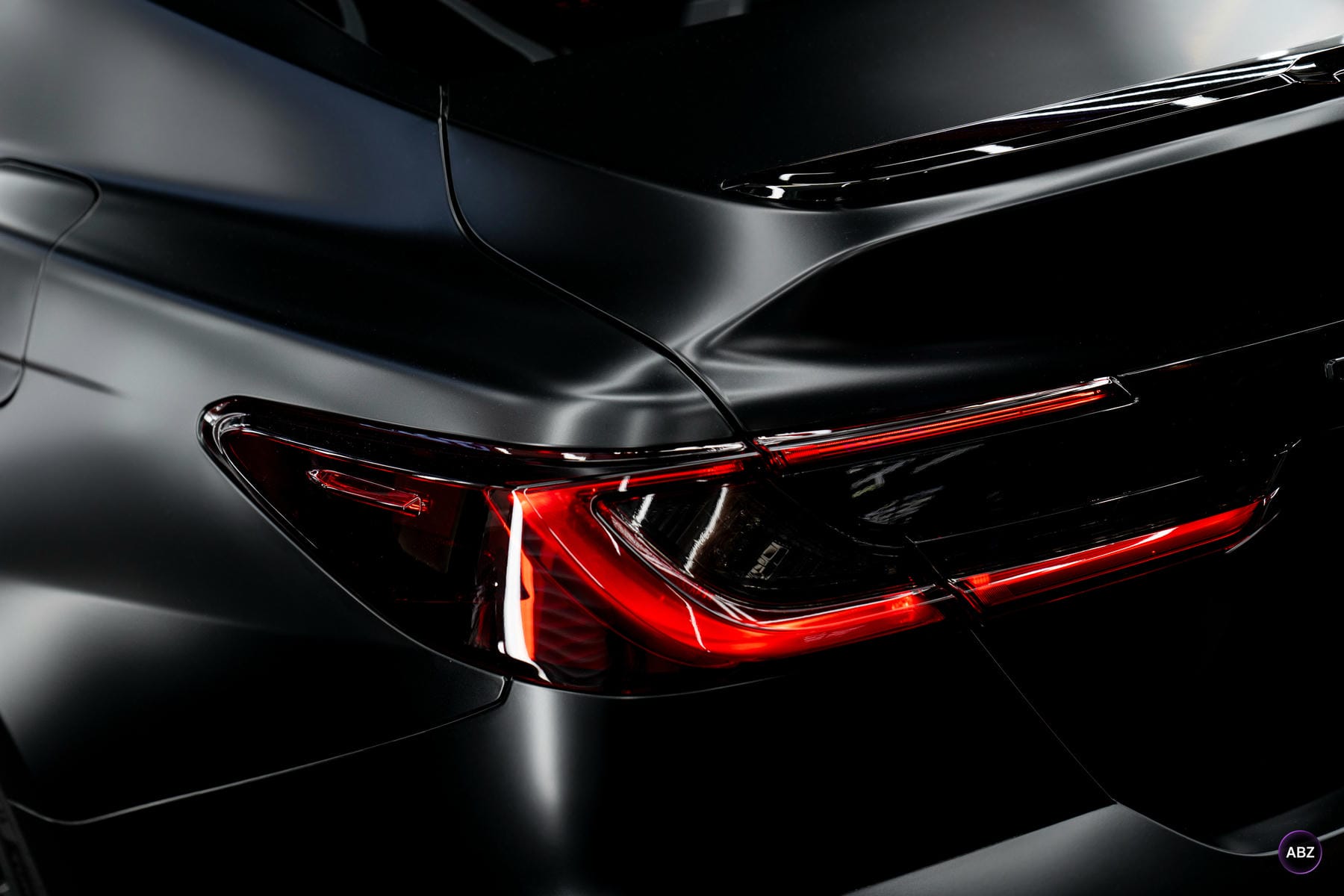 Как сделать обычную Toyota Camry стильной и защищенной 11 Фото Как сделать обычную Toyota Camry стильной и защищенной