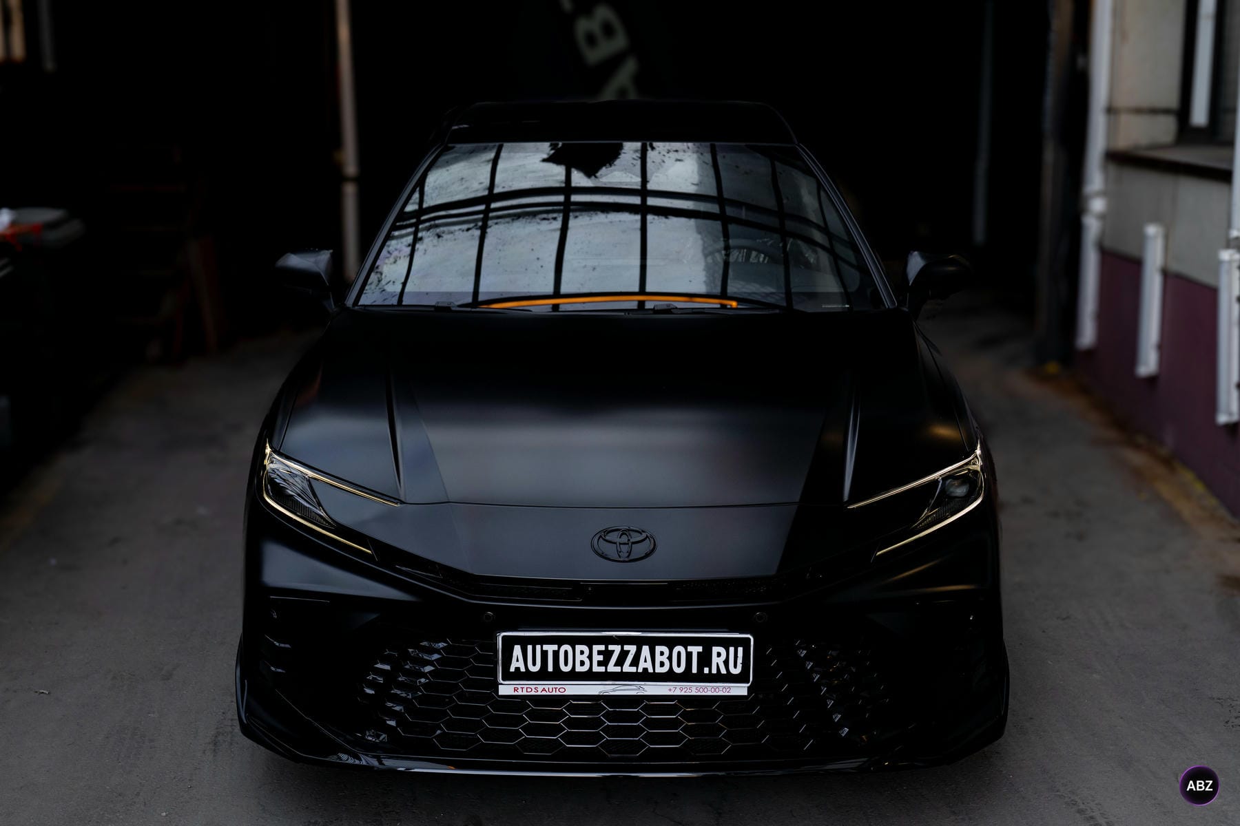 Как сделать обычную Toyota Camry стильной и защищенной 14 Фото Как сделать обычную Toyota Camry стильной и защищенной