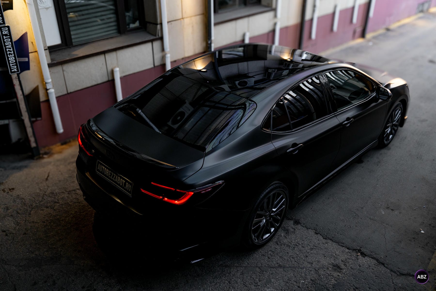 Как сделать обычную Toyota Camry стильной и защищенной 23 Фото Как сделать обычную Toyota Camry стильной и защищенной