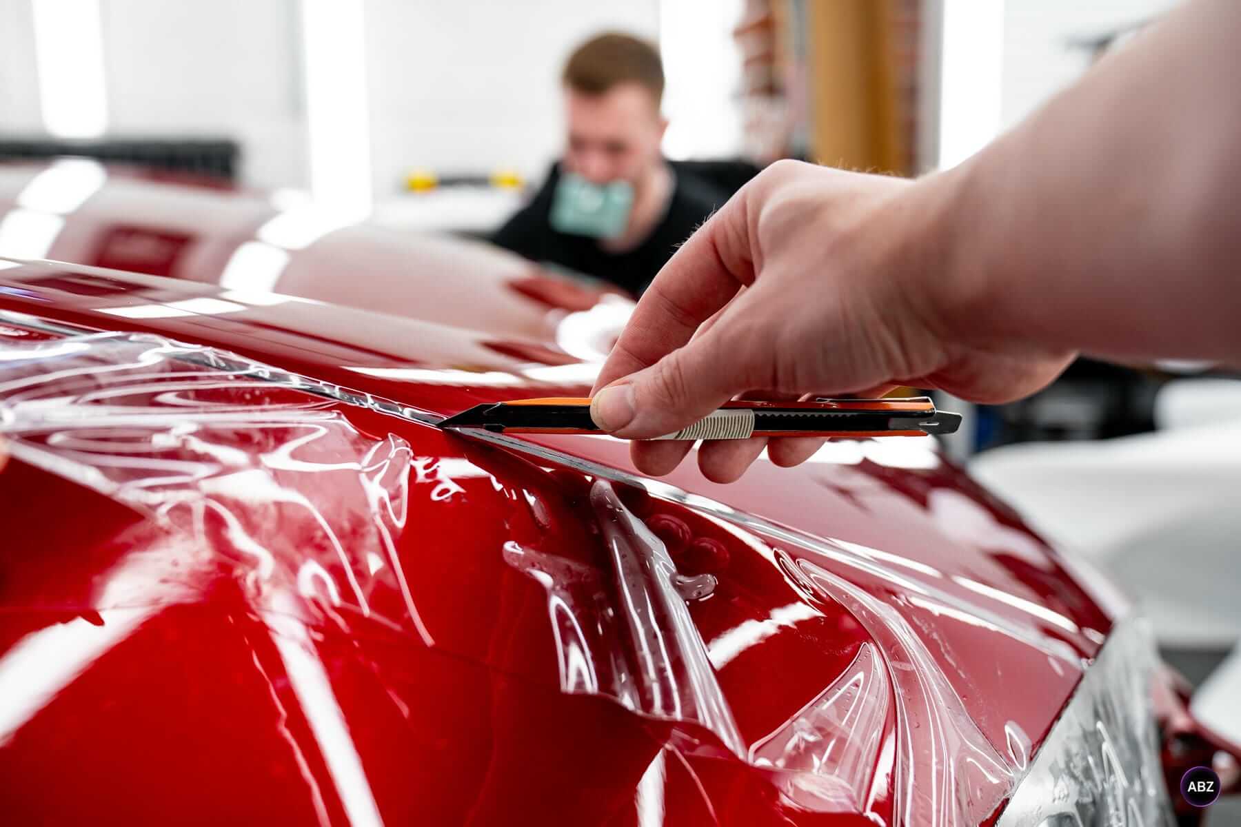 Оклейка автомобиля полиуретановой плёнкой: полная защита кузова Mazda MX-5 6 Фото Оклейка автомобиля полиуретановой плёнкой: полная защита кузова Mazda MX-5