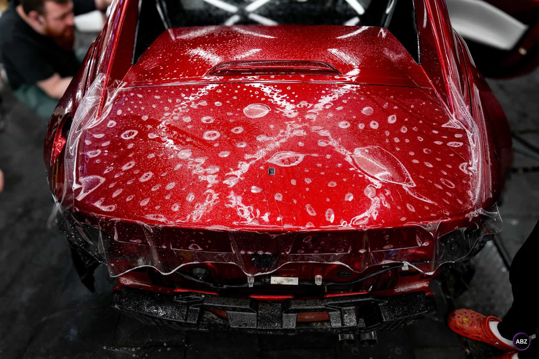 Оклейка автомобиля полиуретановой плёнкой: полная защита кузова Mazda MX-5 7 Фото Оклейка автомобиля полиуретановой плёнкой: полная защита кузова Mazda MX-5