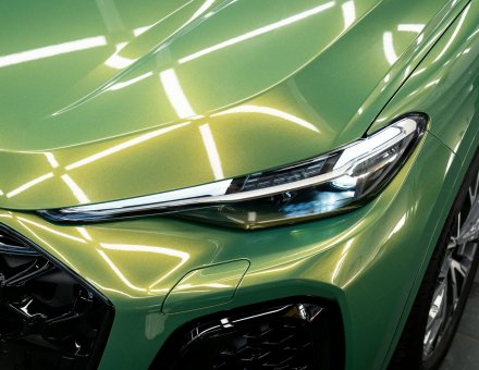 Фото бронирования фар автомобиля Audi Q5L