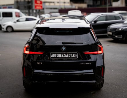 Фото бронирования фар автомобиля BMW X1