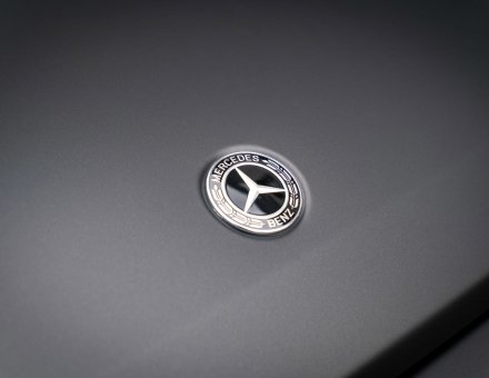 Фото оклейки цветной пленкой Mercedes-Benz G63