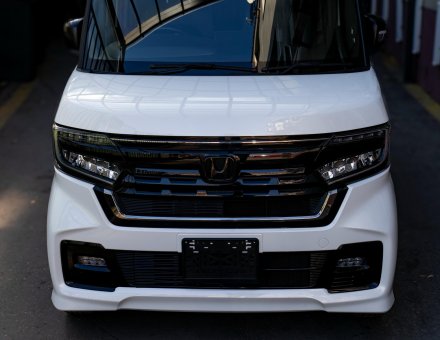 Фото бронирования фар автомобиля Honda N-Box