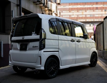 Фото бронирования фар автомобиля Honda N-Box