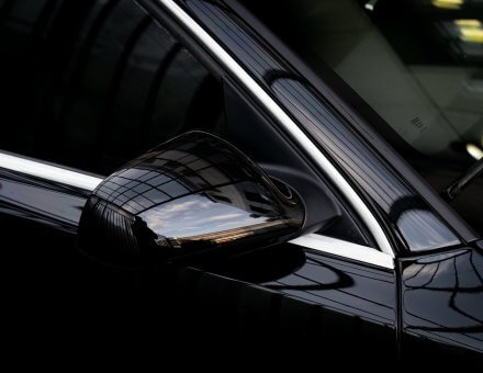 Фото оклейки антигравийной пленкой Audi A8 L